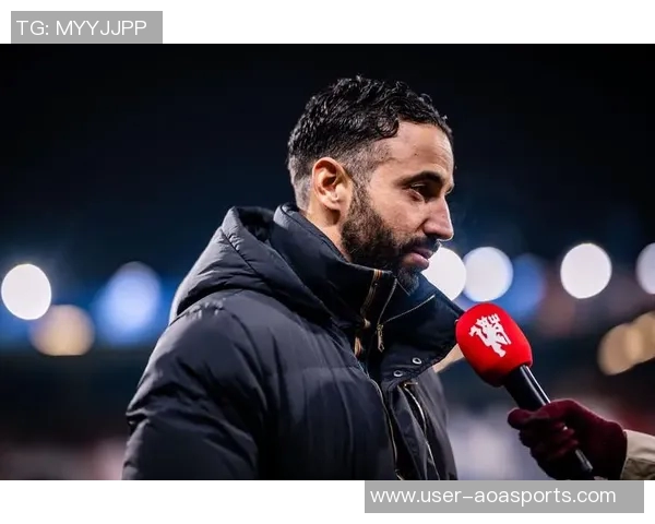 费迪南德批评阿莫林战术调整如同轮盘赌难以持久